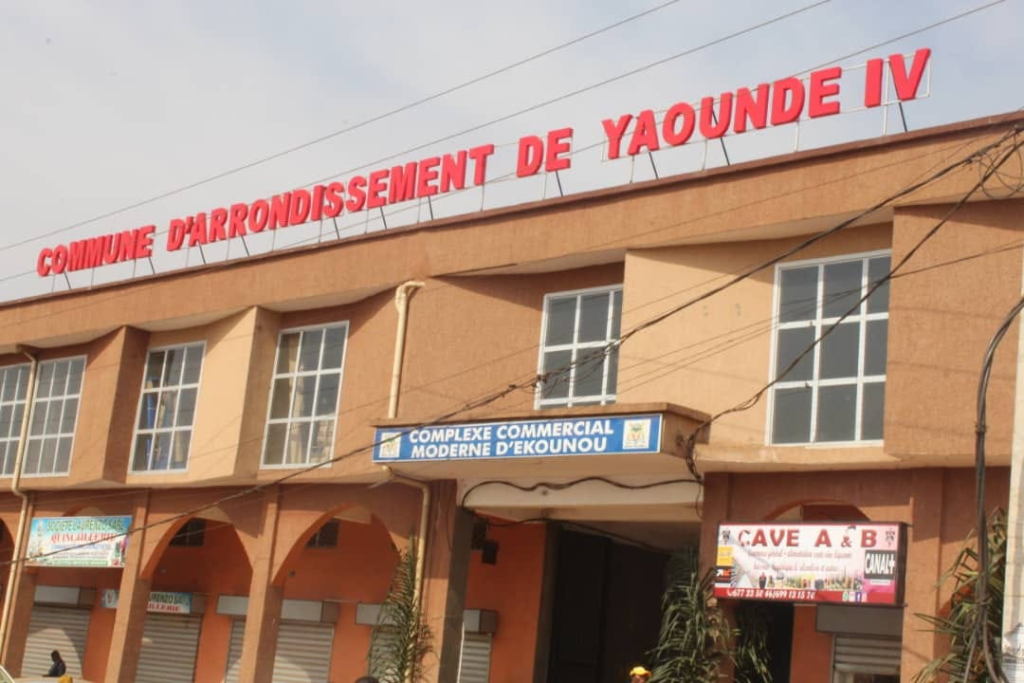 Complexe commercial ekounou