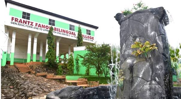 Collège Bilingue Frantz Fanon